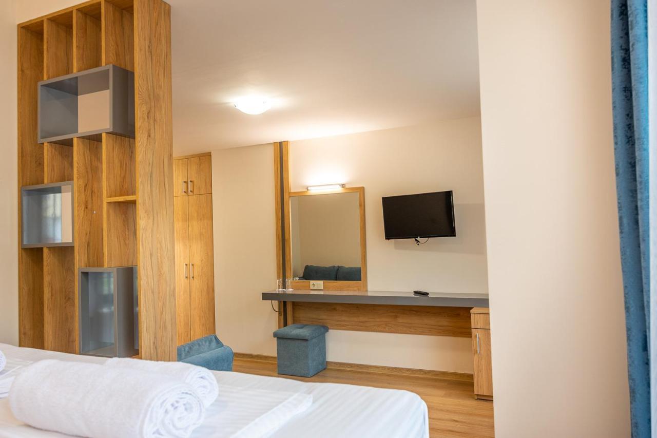 Eco Hotel Momata Kolarovo Eksteriør billede