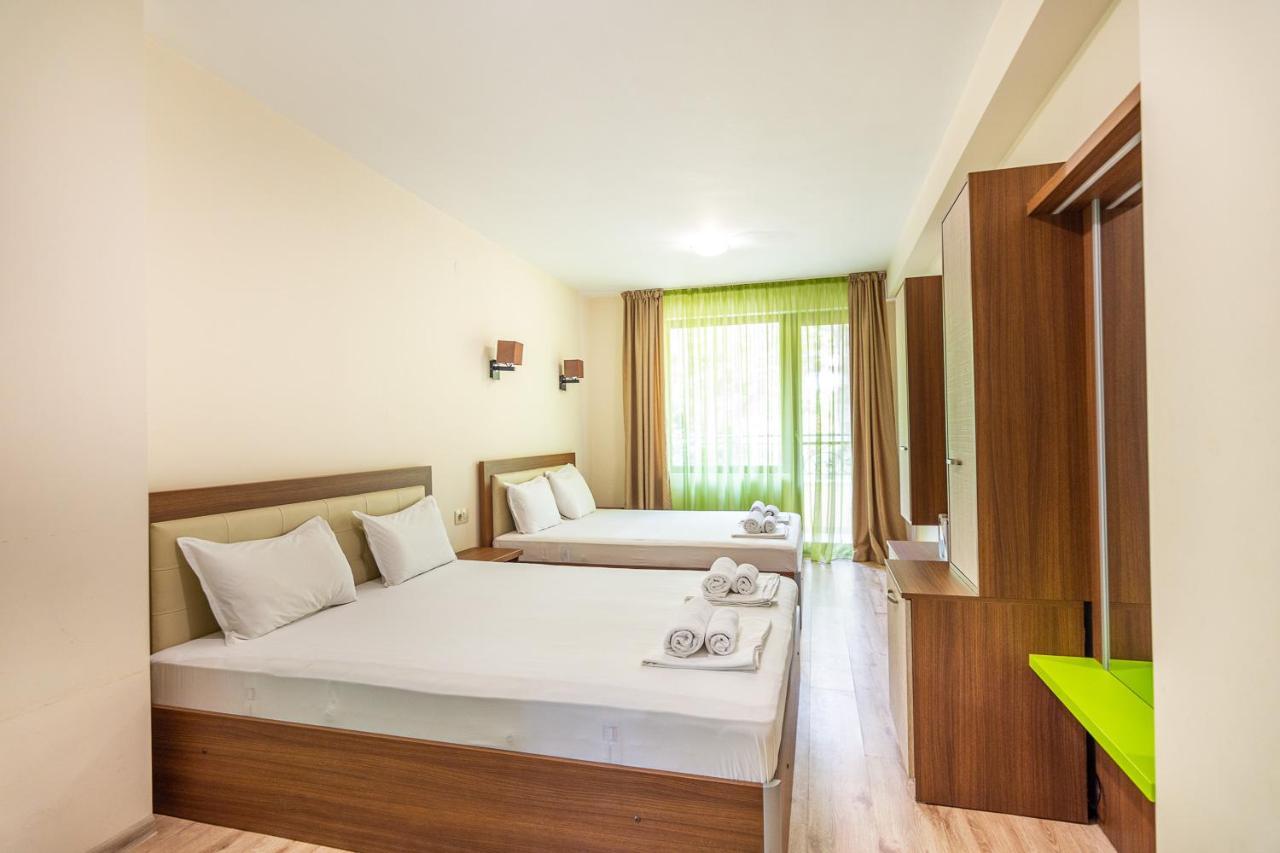 Eco Hotel Momata Kolarovo Eksteriør billede